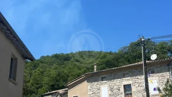 Incendie à Vallées-d'Antraigues-Asperjoc - Ardèche - 12 juillet 2026 - Feux de forêts et d'espaces naturels