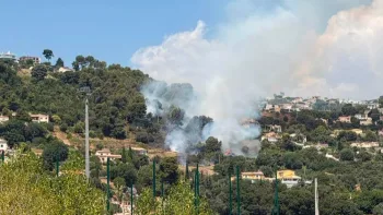 Incendie à Saint-Laurent-du-Var - Alpes-Maritimes - 1 juillet 2026 - Feux de forêts et d'espaces naturels